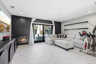 201 Poplar Court #201, Wantagh, NY 11793 - Photo 10