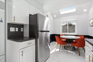 201 Poplar Ct, Wantagh, NY 11793 - Photo 6