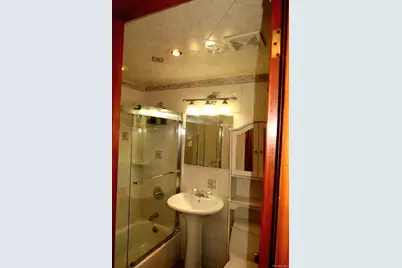 11403 111th Avenue, Richmond Hill, NY 11420 - Photo 8