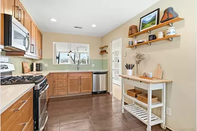 150 N Bedford Road #6D, Chappaqua, NY 10514 - Photo 2