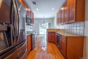 9 Mohannis Way, Kings Park, NY 11754 - Photo 6