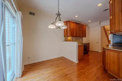 9 Mohannis Way, Kings Park, NY 11754 - Photo 10