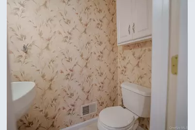 9 Mohannis Way, Kings Park, NY 11754 - Photo 12