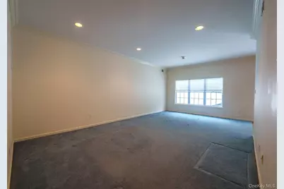 9 Mohannis Way, Kings Park, NY 11754 - Photo 4