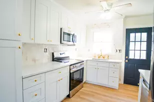 5 Pearsall Pl, Babylon, NY 11702 - Photo 4