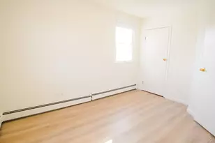 5 Pearsall Pl, Babylon, NY 11702 - Photo 6