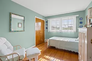 2436 Hempstead Ln, Wantagh, NY 11793 - Photo 24