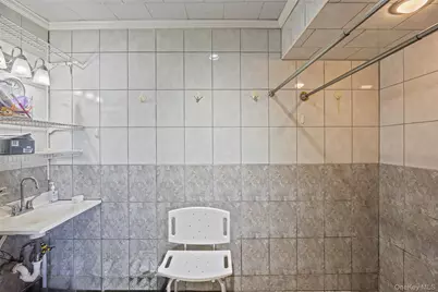 2436 Hempstead Lane, Wantagh, NY 11793 - Photo 24