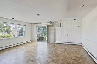 2436 Hempstead Ln, Wantagh, NY 11793 - Photo 28