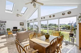 2436 Hempstead Ln, Wantagh, NY 11793 - Photo 8