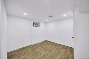 361 S 16th St, Lindenhurst, NY 11757 - Photo 34