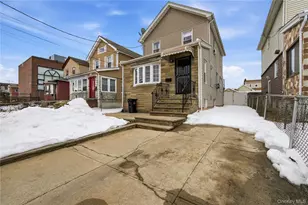 131-58 223rd St, Springfield Gardens, NY 11413 - Photo 12