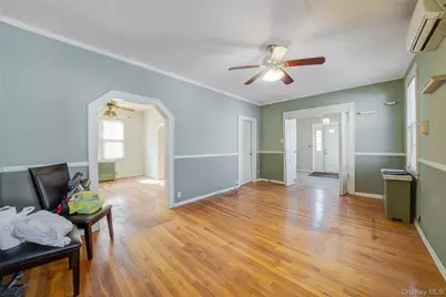 21 Park Avenue, Malverne, NY 11565 - Photo 10