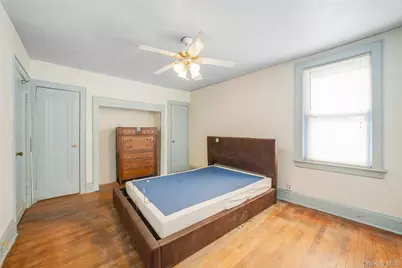 21 Park Avenue, Malverne, NY 11565 - Photo 14