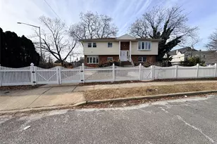 2842 Dahlia Ave, Baldwin, NY 11510 - Photo 14