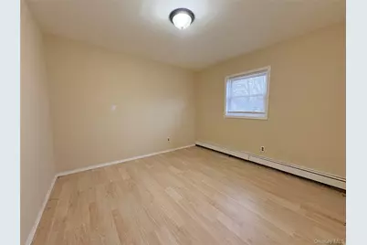 2842 Dahlia Avenue, Baldwin, NY 11510 - Photo 10