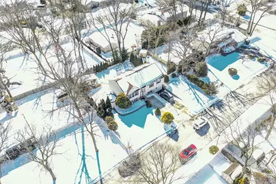 4 W Prospect Street, Selden, NY 11784 - Photo 32