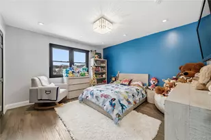 17 Garfield Pl, Roslyn Heights, NY 11577 - Photo 32