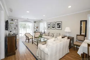 833 Madeira Blvd, Melville, NY 11747 - Photo 12