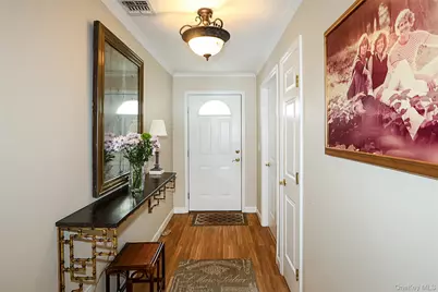 833 Madeira Boulevard, Melville, NY 11747 - Photo 24