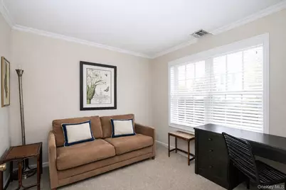 833 Madeira Boulevard, Melville, NY 11747 - Photo 18