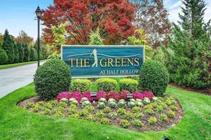 833 Madeira Blvd, Melville, NY 11747 - Photo 32