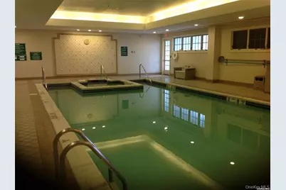 833 Madeira Boulevard, Melville, NY 11747 - Photo 30