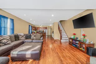 188-25 Mangin Ave, Saint Albans, NY 11412 - Photo 4