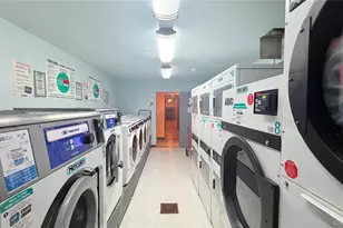 138-70 Elder Ave, Flushing, NY 11355 - Photo 18