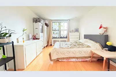 13870 Elder Avenue #4S, Flushing, NY 11355 - Photo 6