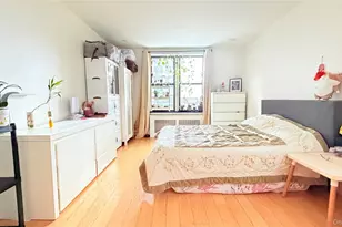 138-70 Elder Ave, Flushing, NY 11355 - Photo 6