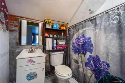 382 Jamaica Avenue, Medford, NY 11763 - Photo 18