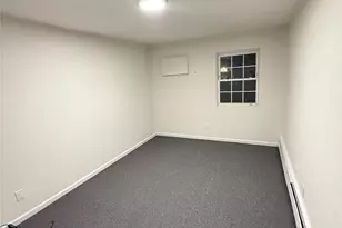 147-20 226th St, Jamaica, NY 11413 - Photo 2