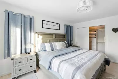 100 Manor Lane, Riverhead, NY 11901 - Photo 14