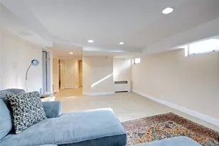 26 Midland Rd, East Hills, NY 11577 - Photo 16