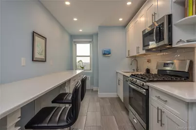 900 Palmer Road #9J, Bronxville, NY 10708 - Photo 2