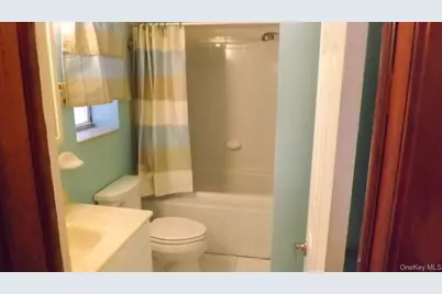 1942 Haight Avenue, Bronx, NY 10461 - Photo 6