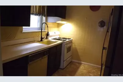 1942 Haight Avenue, Bronx, NY 10461 - Photo 16