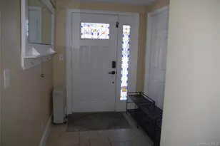 1984 Newbridge Rd, Bellmore, NY 11710 - Photo 8