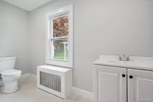 1030 Glen Cove Ave, Glen Head, NY 11545 - Photo 12