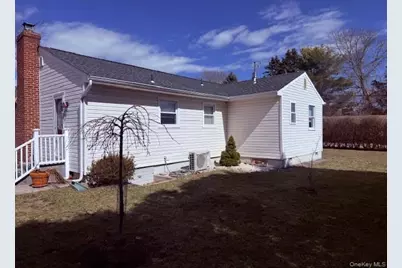 16 Magee Drive, Southampton, NY 11968 - Photo 6