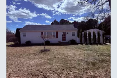 16 Magee Drive, Southampton, NY 11968 - Photo 2