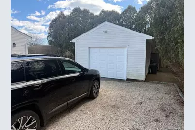 16 Magee Drive, Southampton, NY 11968 - Photo 16