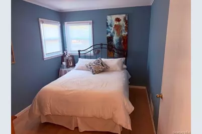 16 Magee Drive, Southampton, NY 11968 - Photo 12