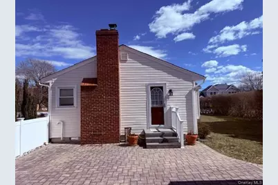 16 Magee Drive, Southampton, NY 11968 - Photo 4