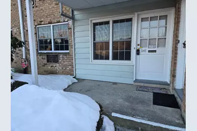 1840 Crompond Road #9A6, Peekskill, NY 10566 - Photo 2