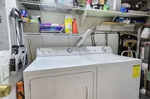 392 Clubhouse Ct, Coram, NY 11727 - Photo 14