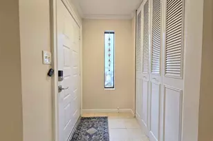 392 Clubhouse Ct, Coram, NY 11727 - Photo 12