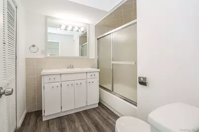 75 Maxwell Avenue #B, Oyster Bay, NY 11771 - Photo 12