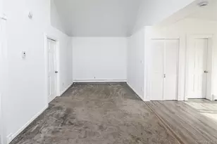 75 Maxwell Ave, Oyster Bay, NY 11771 - Photo 10